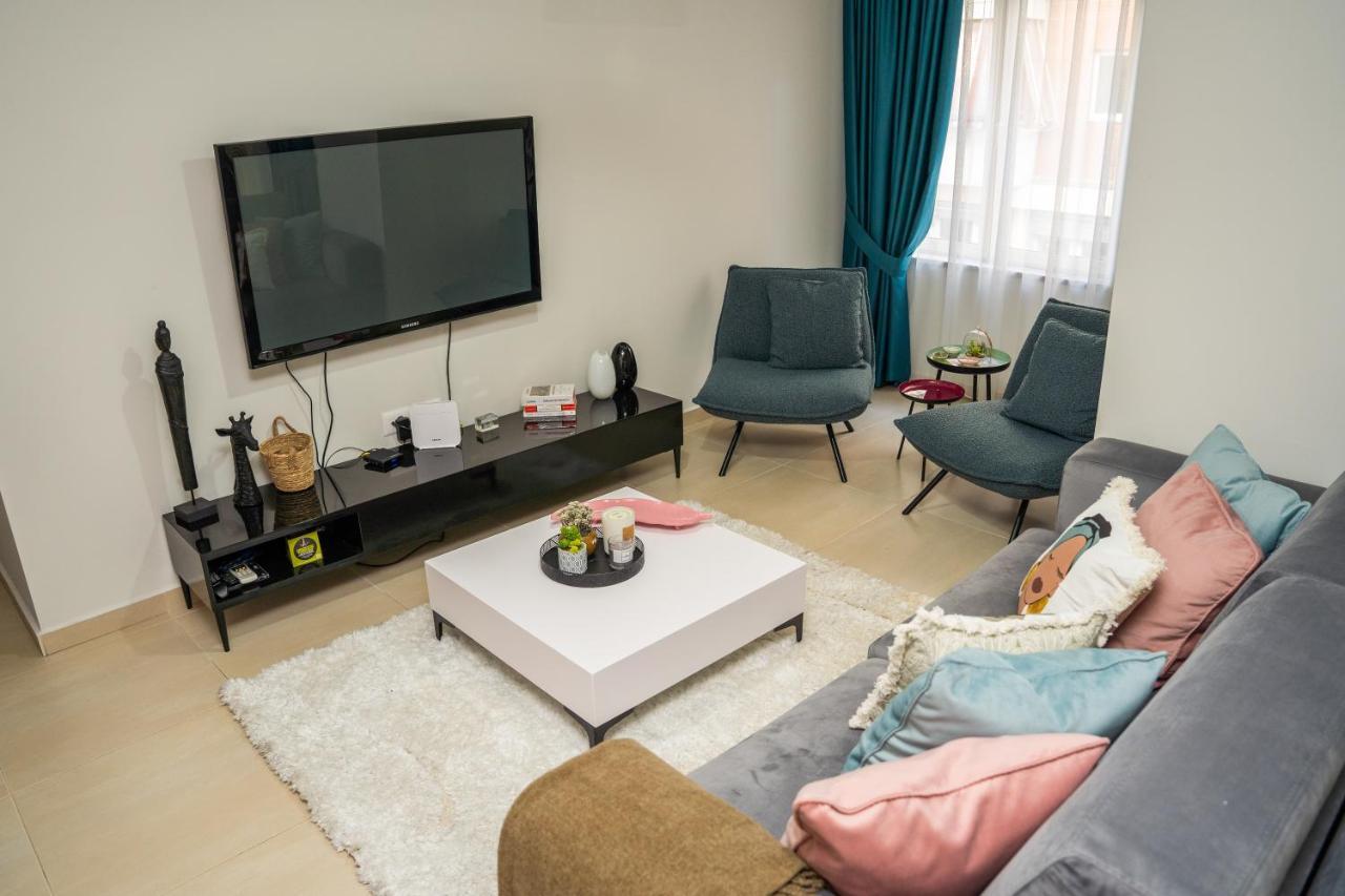 Apartment New Bazaar Stylish In Tirana's Heart Tirana