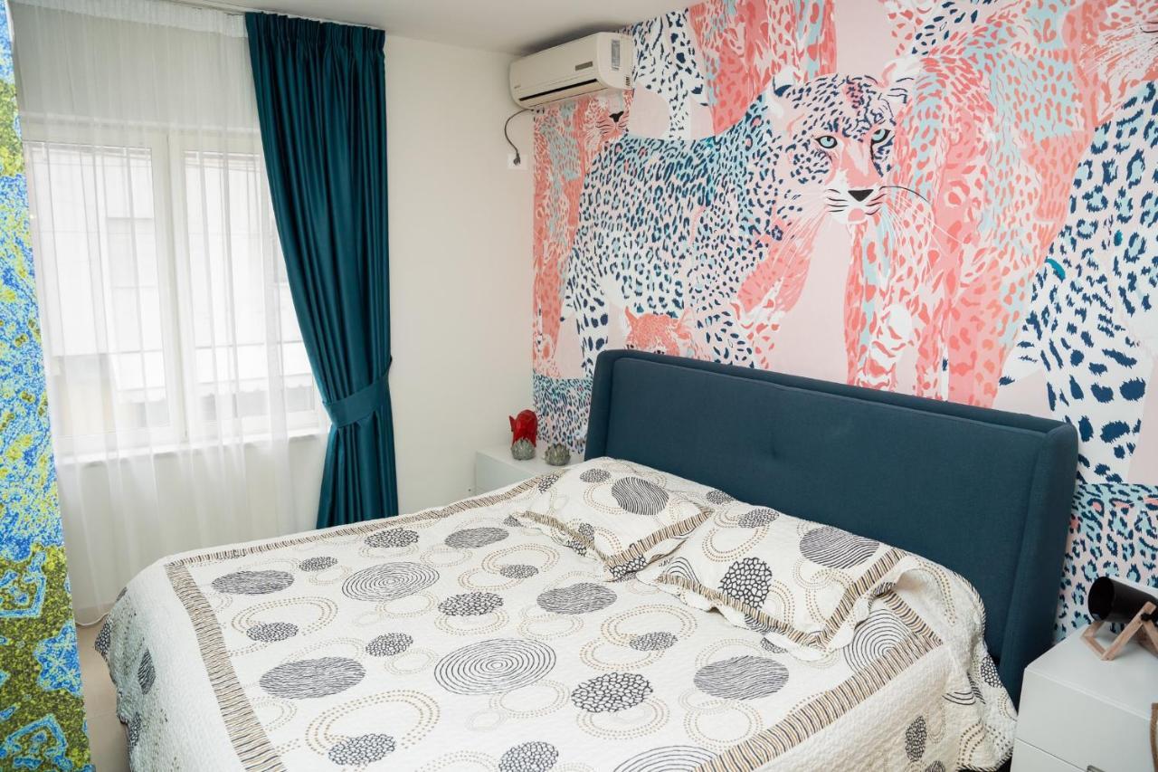 New Bazaar Stylish In Tirana's Heart Tirana