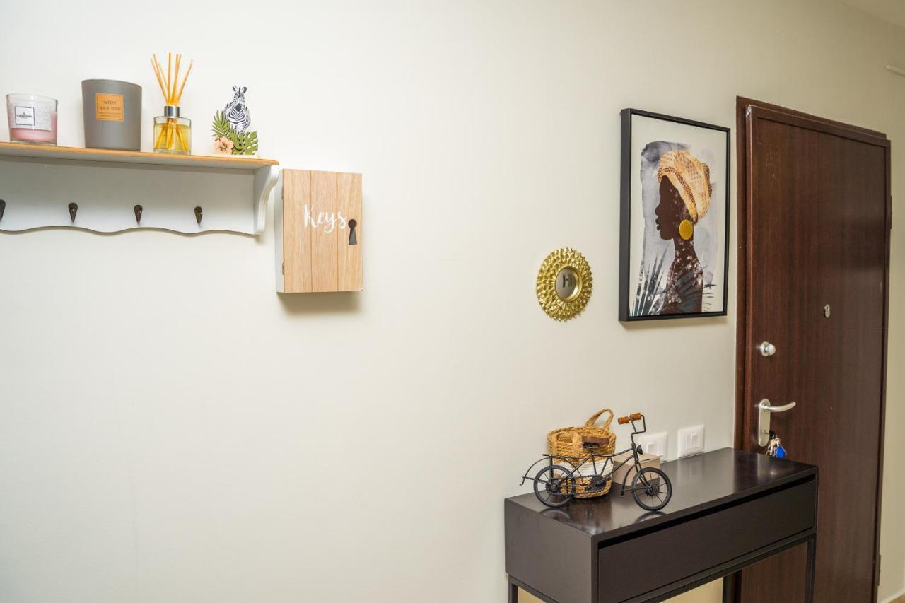 Apartment New Bazaar Stylish In Tirana's Heart